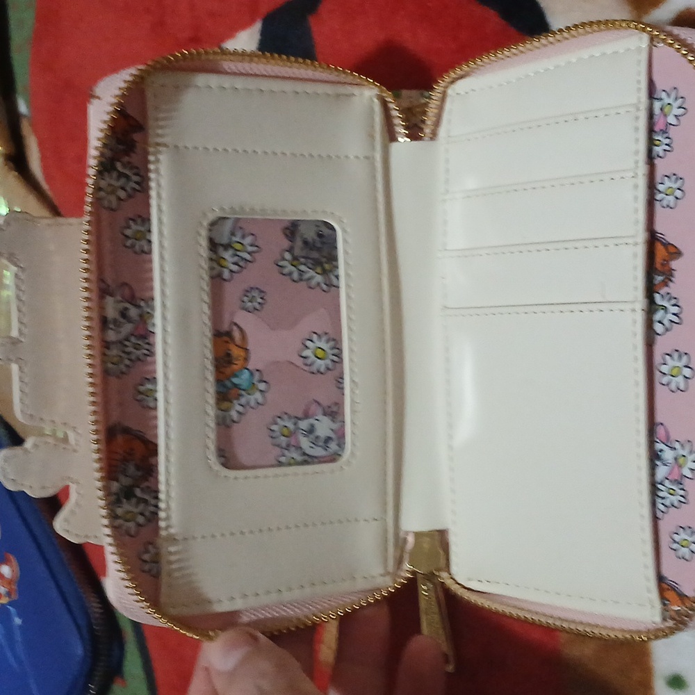 Wallet - Picture 3 of 3